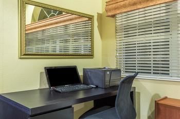 Hotel Microtel Inn & Suites By Wyndham Ocala