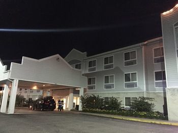 Hotel Lakeside Resort And Conference Center