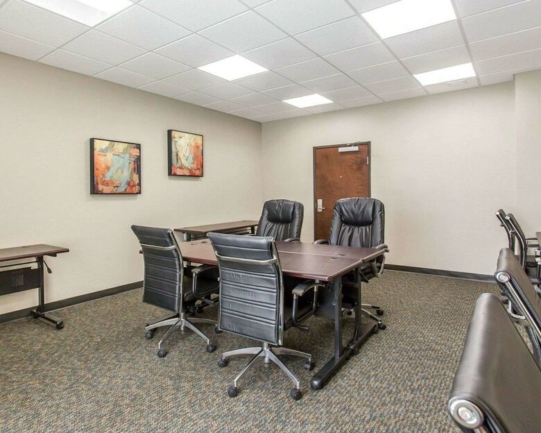 Hotel Mainstay Suites