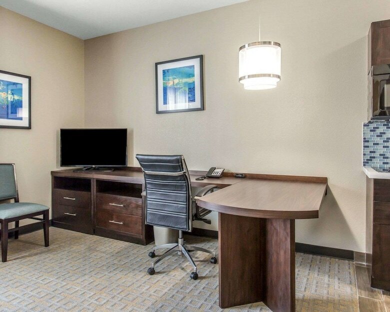 Hotel Mainstay Suites