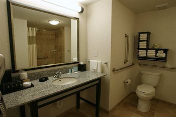 Hotel Hampton Inn & Suites By Hilton Red Deer