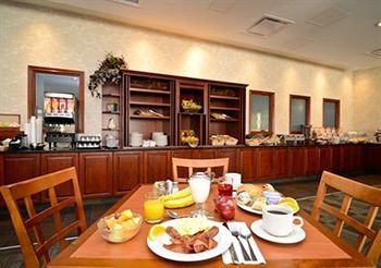 Hotel Ch�teau Saint John & Suites, An Ascend Collection