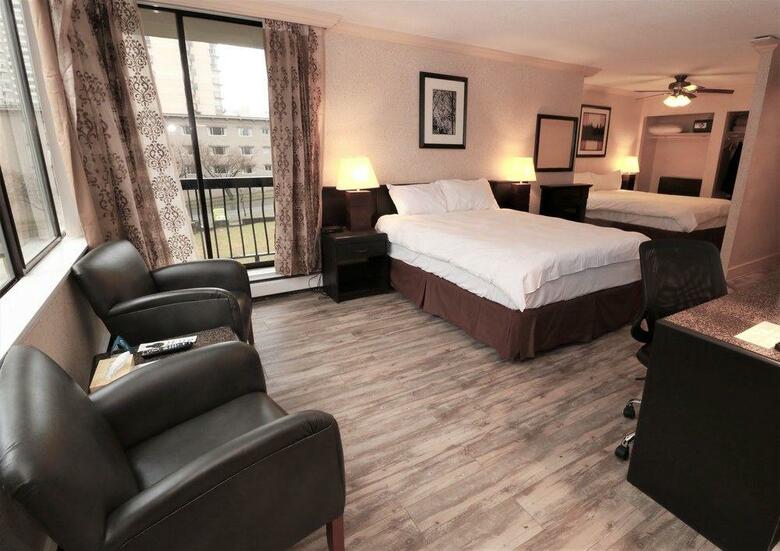 Riviera On Robson Suites Hotel Downtown Vancouver