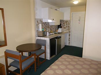 Motel Selkirk Inn