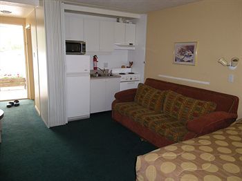 Motel Selkirk Inn