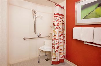 Hotel Courtyard By Marriott Toronto Mississauga/meadowvale