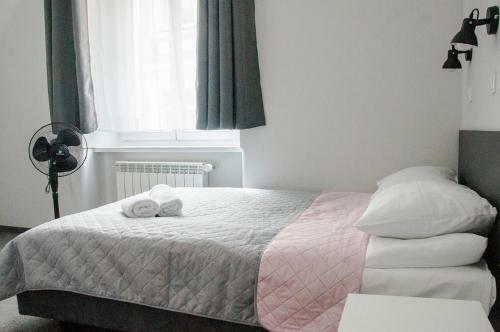 Bed & Breakfast Peregrinus Rooms & Apartments