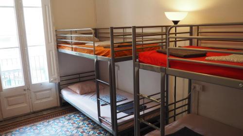 Albergue Backpackers House Bcn