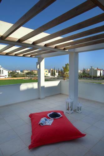 Villa Napa Pearl