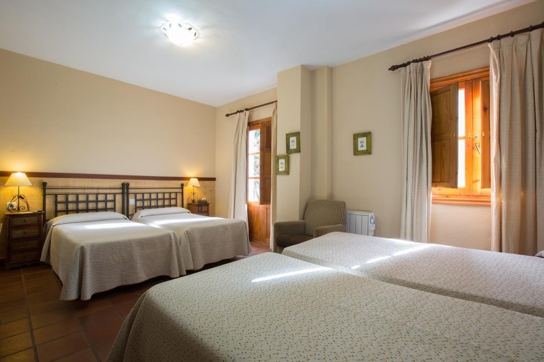Hotel Humaina
