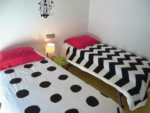 Three-bedroom Holiday Home Roses With Sea View 07