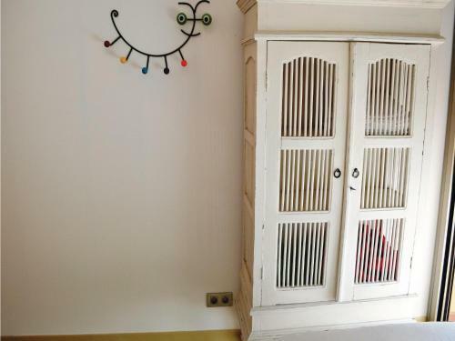 Three-bedroom Holiday Home Roses With Sea View 07