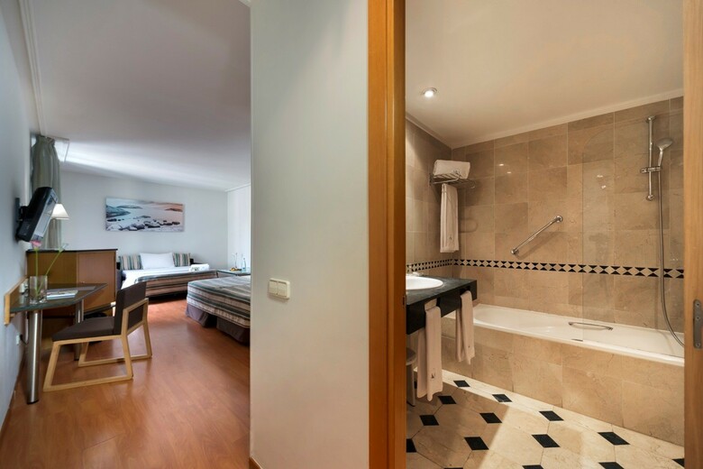 Hotel Eurostars Mediterranea Plaza