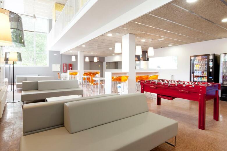 Albergue Residencia Universitaria Manuel Agud Querol