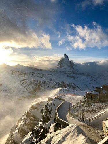 Apartamentos The Matterhorn Hostel Zermatt