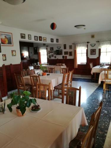 Bed & Breakfast Forr�s Fogad�