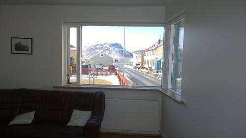 Budget Apartment With Ocean View
