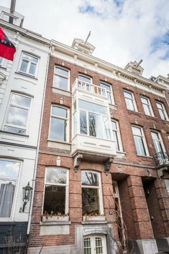 Amstel Corner Hotel