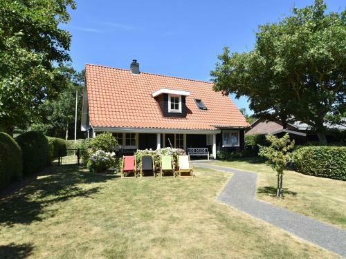 Splendid Holiday Home In Domburg With Parking