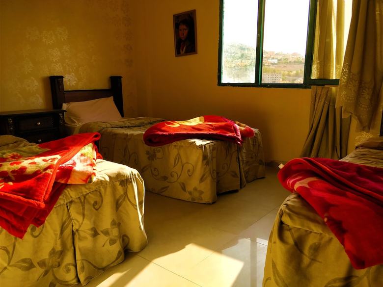 Albergue Petra Gate Hotel