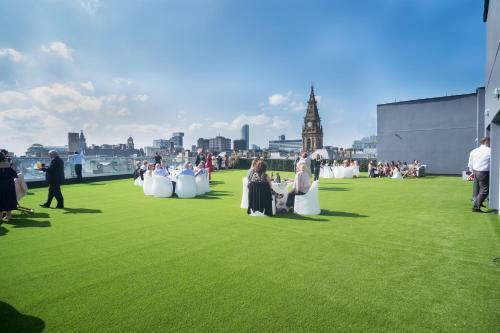 Aparthotel Signature Living At Shankly Hotel