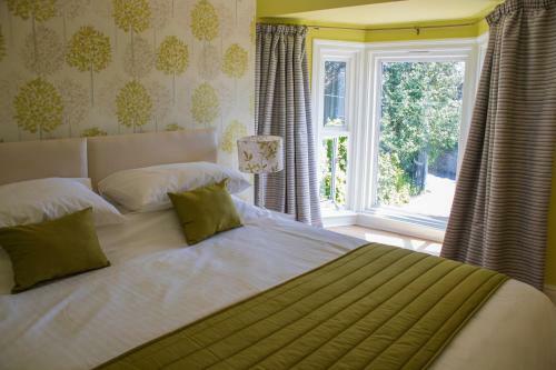 Hostal The Grange Guesthouse, Cefn-coed