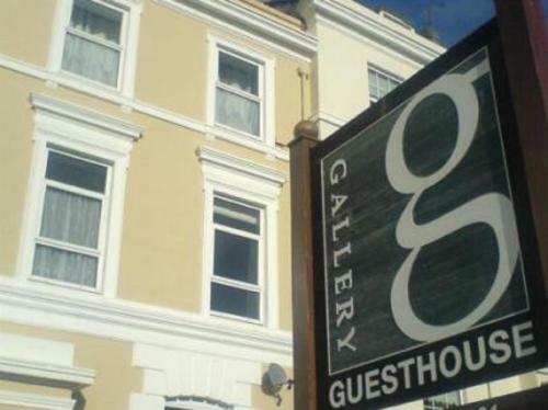 Hostal Gallery Guest House