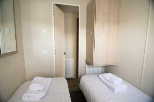 Bude Holiday Resort - Families And Couples Only