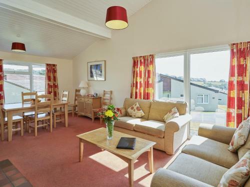 Chudleigh Bungalow 12