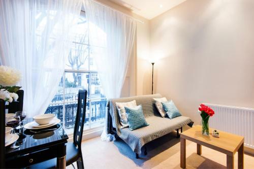 Elicia's South Kensington Apartment