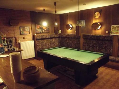 Hostal Guest House Leona