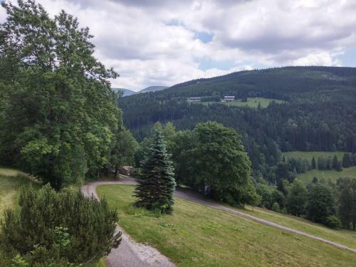 Hostal Penzion Lovochemie