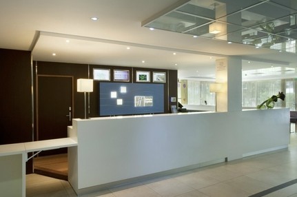 Hotel Holiday Inn Express Paris-canal De La Villette