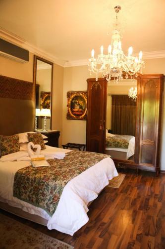 Hostal Art Lovers Guesthouse