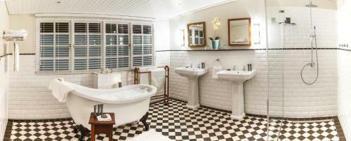 Royal St. Andrews Hotel, Spa And Conference Centre