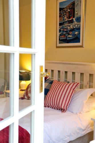 Everwood Manor Bed And Breakfast
