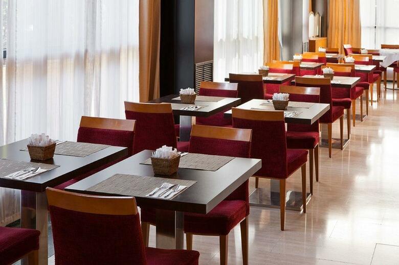 Leonardo Hotel Madrid City Center