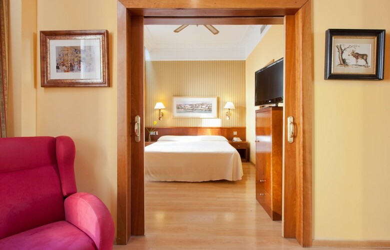 Hotel Senator Gran Via 21