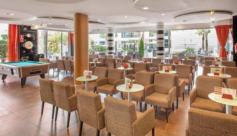 Hotel Rh Royal S�lo Adultos
