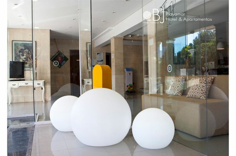 Playamar Hotel & Apartments