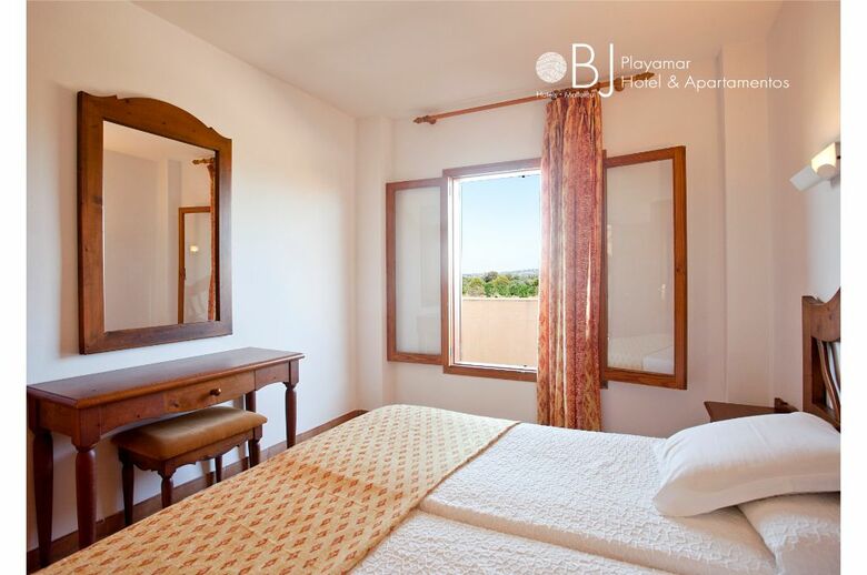 Playamar Hotel & Apartments