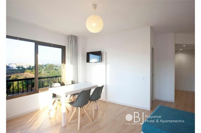 Playamar Hotel & Apartments
