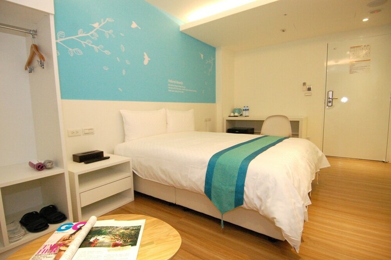 Posada Season 5 Inn