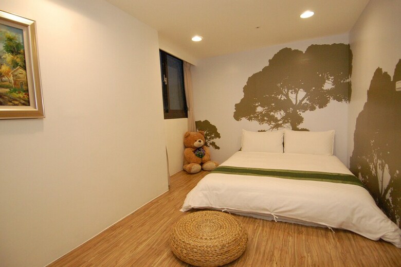 Posada Season 5 Inn
