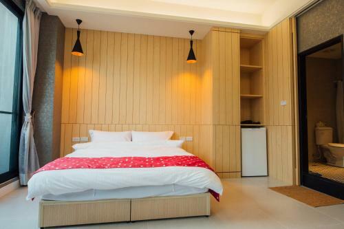 Yellowkite Hotel