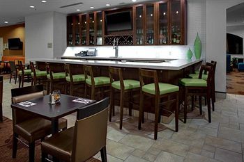 Hotel Wyndham Raleigh Durham - Resea