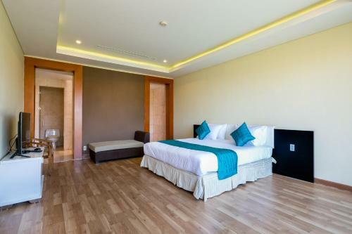 Ocean Luxury Villas Danang