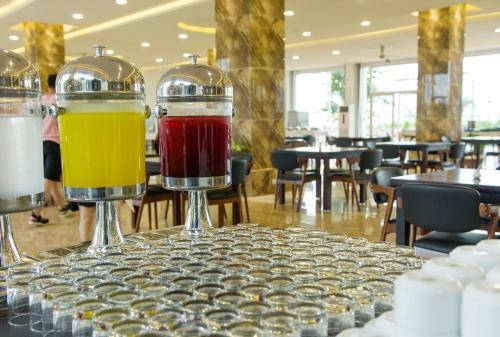Hotel Golden Peak Resort & Spa