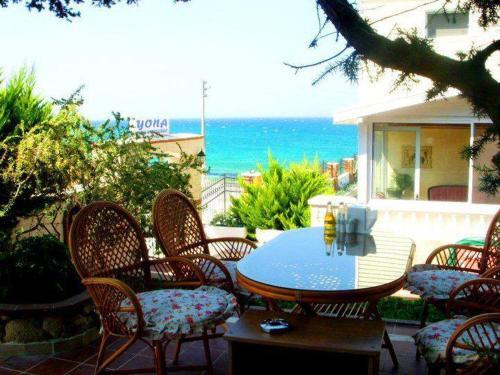 Bed & Breakfast Yona Motel