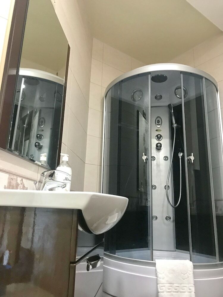 Oplot Hotel